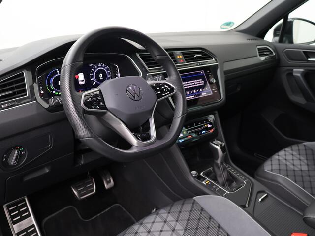Volkswagen TIGUAN 1.4 TSI eHybrid R-Line Business | 245 PK | Automaat | Trekhaak | Achteruitrijcamera | R-Line |