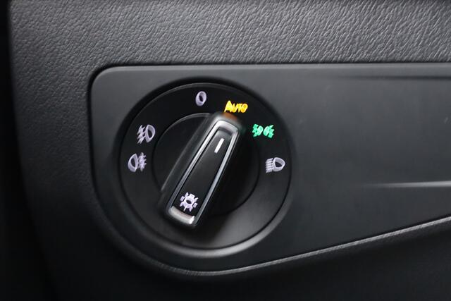 Volkswagen TIGUAN Allspace 1.4 150 PK TSI Comfortline | Afn. Trekhaak | 1800KG Trekgewicht | Nav+CarPlay | Stoelverw. | PDC | LED | Elek. Achterklep | 20''