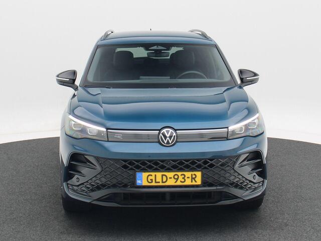 Volkswagen TIGUAN 1.5 eHybrid 204 Pk Automaat R-Line Business | Trekhaak | Camera | Full LED | Stoel Verwarming/Koeling | 20 Inch | 13.732 Km !!