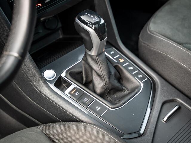 Volkswagen TIGUAN 1.4 PHEV Elegance // Panoramadak // Headup // Elekt. klep