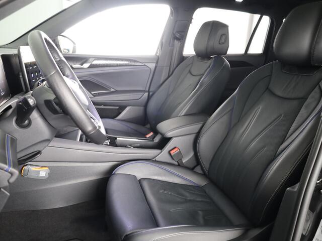 Volkswagen TIGUAN 1.5 eHybrid R-Line Edition 272PK | Panoramadak | Camera | Wegklapbare trekhaak | Verlengde garantie