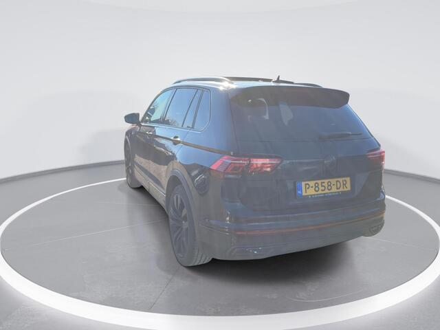 Volkswagen TIGUAN 1.5TSI/150PK DSG R-Line Blackstyle · Panoramadak · Navigatie · Camera + parkeersensoren · Stoel & Stuurwiel verwarmd ·