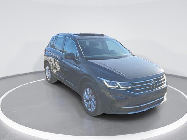 Volkswagen TIGUAN 1.4TSI/245PK DSG eHybrid Elegance · Panoramadak · Apple/Android Car Play · Camera + Parkeersensoren ·