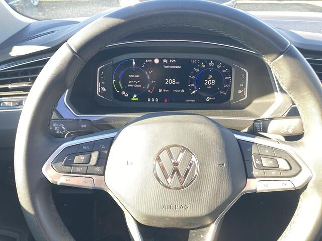 Volkswagen TIGUAN 1.4TSI/245PK DSG eHybrid Elegance · Panoramadak · Apple/Android Car Play · Camera + Parkeersensoren ·