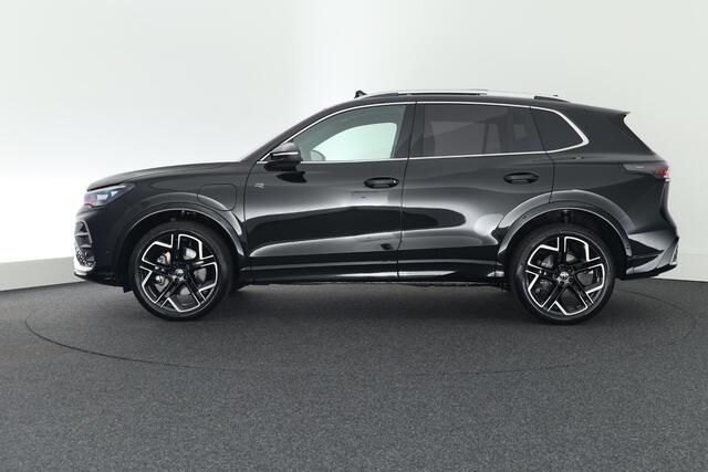 Volkswagen TIGUAN 1.5 272pk eHybrid R-Line Edition Trekhaak Camera Keyless Massage Virtual Cockpit Panoramadak Carplay