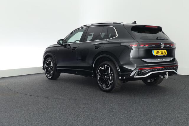 Volkswagen TIGUAN 1.5 272pk eHybrid R-Line Edition Trekhaak Camera Keyless Massage Virtual Cockpit Panoramadak Carplay