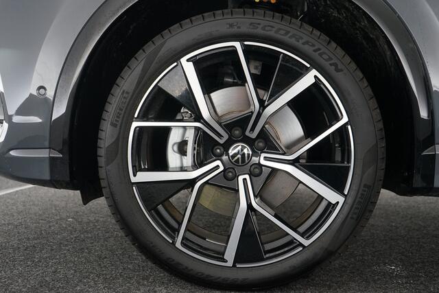 Volkswagen TIGUAN 1.5 eHybrid R-Line Edition | Pano | Trekhaak