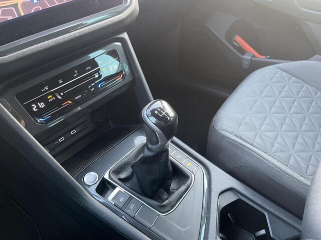 Volkswagen TIGUAN 1.5 TSI Life Business | Achteruitrij Camera | Navigatie Full Map | Cruise Control Adaptieve |