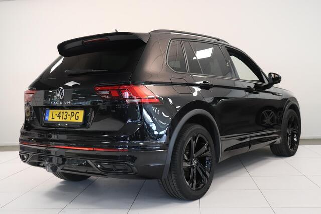 Volkswagen TIGUAN 1.5 TSI R-Line | Matrix LED | Black style | Trekhaak | AppleCarplay AndroidAuto Navigatie |