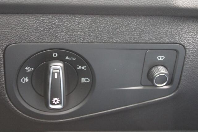 Volkswagen TIGUAN 1.4 TSI eHybrid R-Line Business | Panoramadak | Adaptieve Cruise Control | 19 INCH Lichtmetalen Velgen | Camera