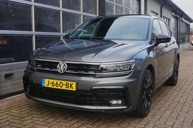 Volkswagen TIGUAN 1.5 TSI ACT Highline Business R Pano/Trekhaak/Camera!