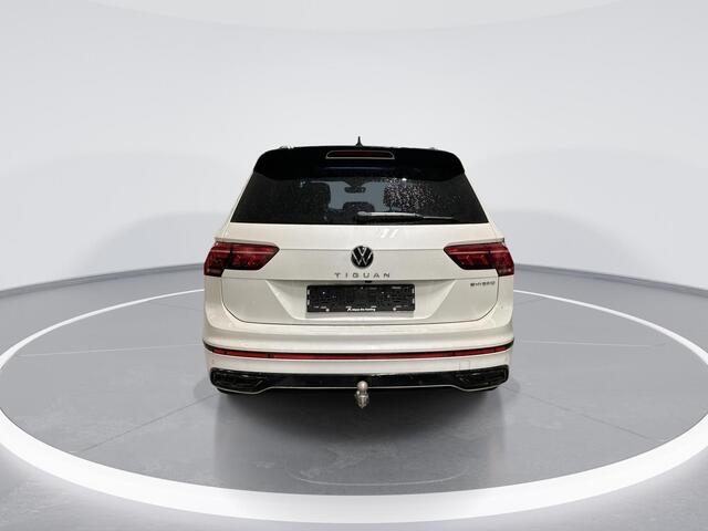 Volkswagen TIGUAN 1.4 TSI 245pk DSG eHybrid R-Line Business · Panoramadak · Leder · 360 Camera · Inklap. Trekhaak · Matrix LED · Side Assist · Keyless · Stuur- & Stoelverwarming ·