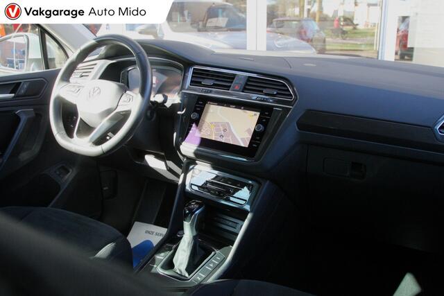 Volkswagen TIGUAN 1.4 eHybrid Automaat Elegance | Trekhaak | All-Season banden