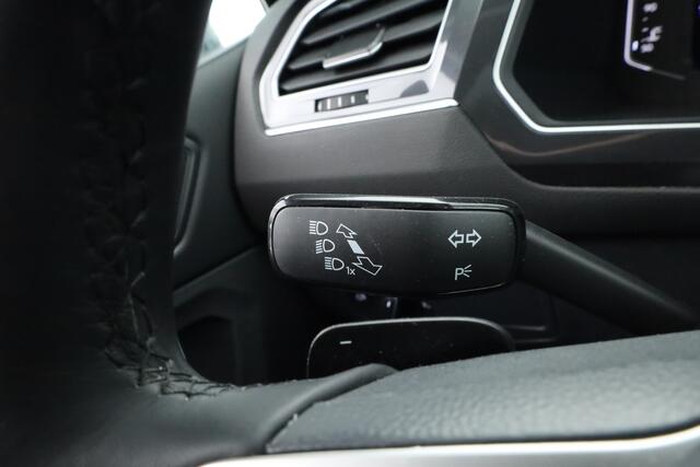 Volkswagen TIGUAN Allspace 1.5 TSI DSG | Camera | Elek. Trekhaak | Stoel- Stuurverw. | Keyless | Adapt. Cruise | CarPlay |