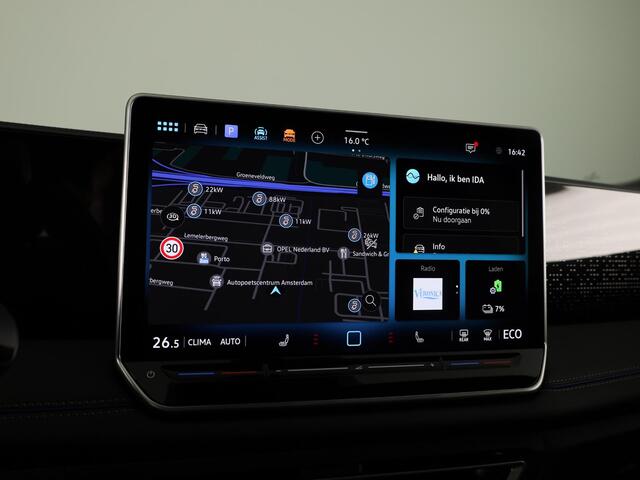 Volkswagen TIGUAN R-Line Edition 1.5 eHybrid 204 PK DSG | 20" LM | Black Style | Stoel & stuurverwarming | Trekhaak |