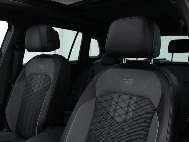 Volkswagen TIGUAN 1.4 TSI 245pk DSG eHybrid R-Line Business+ · Camera · Panoramadak · Head-Up · Dodehoeksensor · Apple/Android Car Play · 20'' Inch · Camera ·