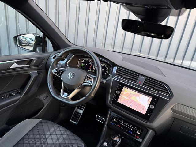 Volkswagen TIGUAN 1.5 TSI R-Line Business+ | Keyless | Camera | Elk-A-klep | IQ light | Prijs Rijklaar!!