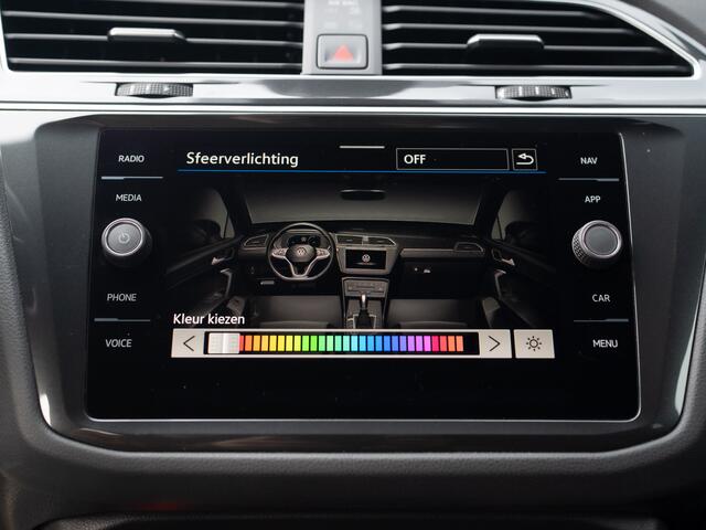 Volkswagen TIGUAN 1.5 TSI R-Line Business+ | Trekhaak wegkl. | Elk. A-klep | Side Assist | 20'' | IQ Light | Prijs Rijklaar!!