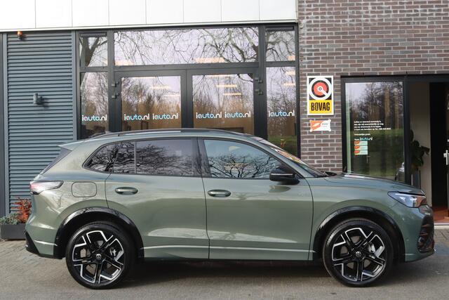 Volkswagen TIGUAN 1.5 eHybrid 272pk R-Line Black Style Pano/Leder/IQ.Light HD/360/Headup/HK/Keyless/ACC/DCC/Elek. stoelen/Dodehoek/20"/Trekhaak wegkl.