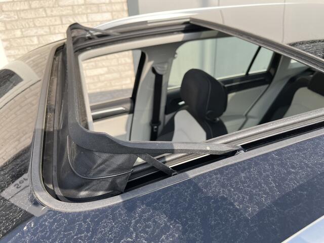 Volkswagen TIGUAN 1.4 TSI eHybrid Elegance / AUTOMAAT/ PANO/ TREKHAAK/ ELEK.ACHTERKLEP/ ACC/ STUUR+STOELVERWARMING/ PARKEERSENSOREN V+A/ APP-CONNECT/ NAVI/ DAB/ CLIMA/ LED/ 18'' LMV