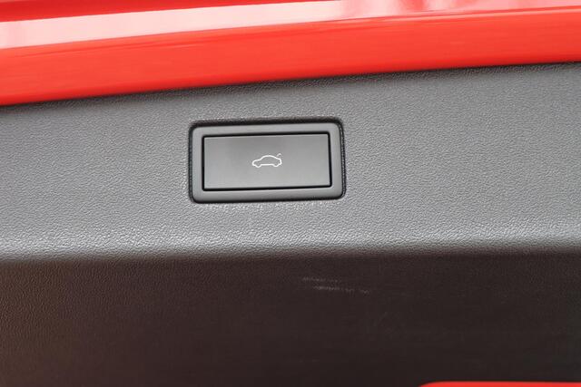 Volkswagen TIGUAN 1.5 eTSI R-Line Business DSG7 150pk | Panoramadak | DCC | Harman Kardon