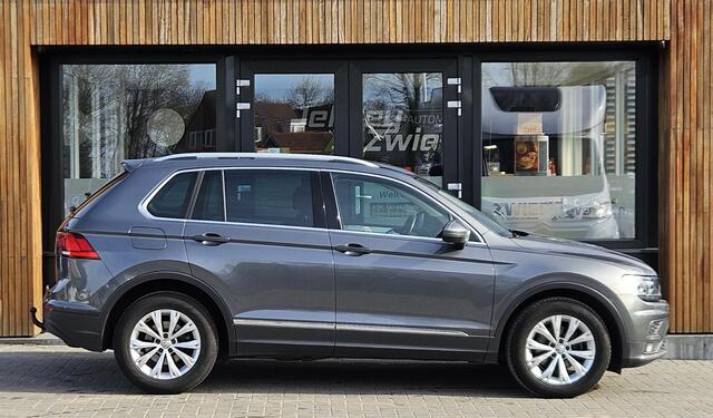 Volkswagen TIGUAN 1.4 TSI ACT Comfortline Business full led. stoelverwarming. apple carplay. automaat. trekhaak.