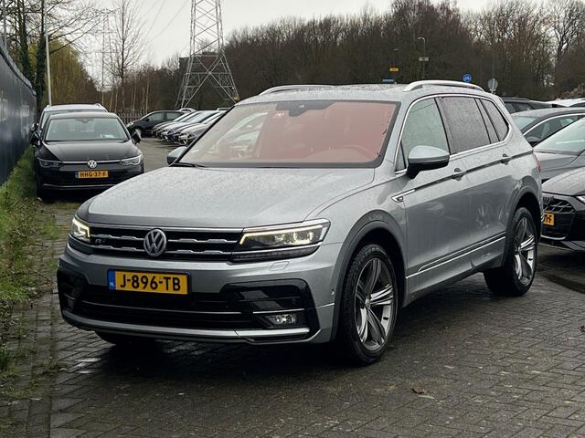 Volkswagen TIGUAN Allspace 1.5 TSI 150pk DSG Highline Business R 7p. Panoramadak Trekhaak