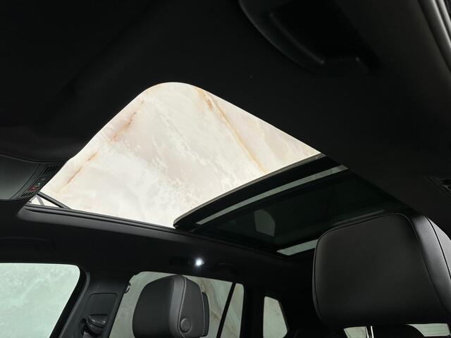 Volkswagen TIGUAN 1.5 TSI R-Line / Pano / Camera /