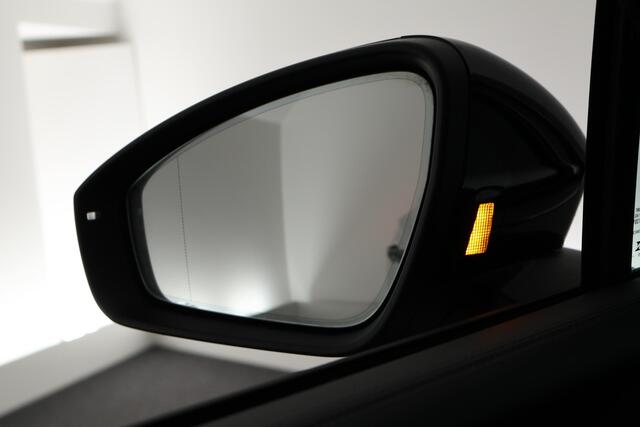 Volkswagen TIGUAN 1.5 272pk eHybrid R-Line Edition Black Style Trekhaak 360Camera Keyless Massage Virtual Cockpit Panoramadak Navigatie