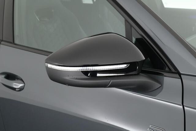 Volkswagen TIGUAN 1.5 272pk eHybrid R-Line Edition Black Style Trekhaak 360Camera Keyless Massage Virtual Cockpit Panoramadak Navigatie