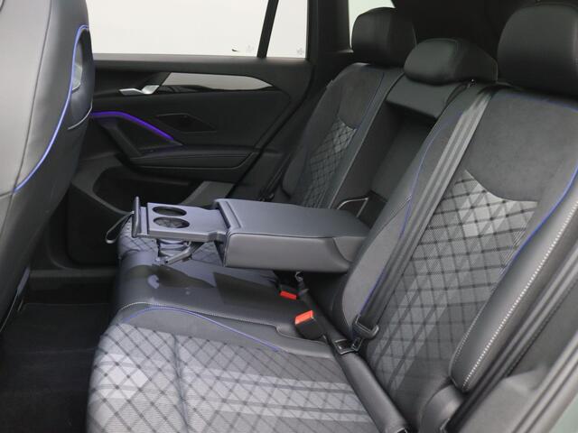 Volkswagen TIGUAN 1.5 eHybrid R-Line Edition 272PK DSG Pano-Schuifdak, Black Style, 19" LM Velgen, Keyless, Navi via Apple Carplay/Android Auto, Achteruitrijcamera, Side Assist, Elektr. Achterklep