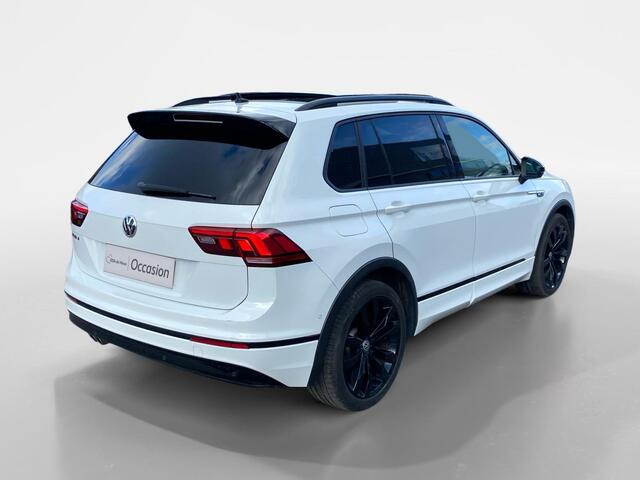 Volkswagen TIGUAN 1.5 TSI ACT Highline Business R | Automaat | Panorama Dak | Camera | Stoel/Stuurverwarming | Adaptief Cruise Control | Climate Control | DAB