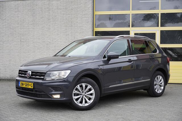 Volkswagen TIGUAN 1.5 TSI ACT 150PK! Automaat Comfortline BJ2019 Lmv 17" | Led | Pdc | Navi | Elek. achterklep | Climate control | Cruise control | Extra getint glas
