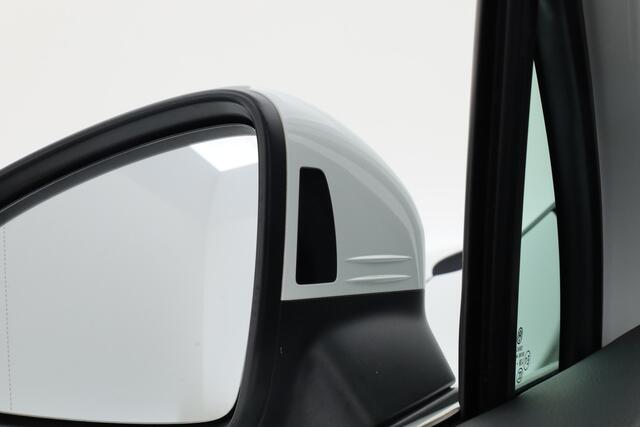 Volkswagen TIGUAN 1.4 TSI eHybrid Business+ | Pano | Camera | Adapt. Cruise | Stoel- Stuurverw. | Digi. Cockpit | Apple CarPlay