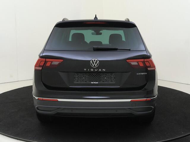 Volkswagen TIGUAN 1.4 TSI eHybrid Life Navigatie | Parkeercamera | LM velgen | Climat control |