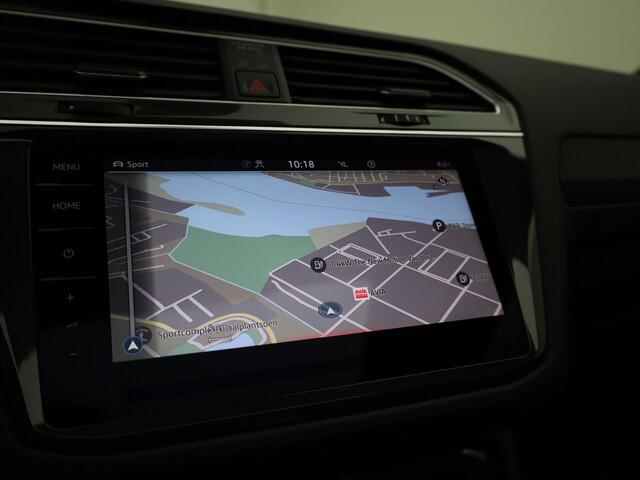 Volkswagen TIGUAN 1.4TSIeHybrid 180kW/245PK R-Line DSG · Leder · Panoramadak · Trekhaak · Stoelverwarming ·