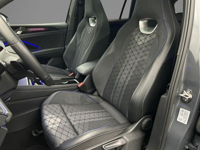 Volkswagen TIGUAN R-Line Edition 1.5 TSI eHybrid 272pk DSG Automaat Trekhaak, Panoramadak, Navigatie, Black style, Achteruitrijcamera, Elektrische achterklep