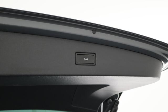 Volkswagen TIGUAN 1.4 TSI eHybrid 245pk R-Line Business Trekhaak Camera Virtual Cockpit Stoelverwarming Panoramadak Navigatie