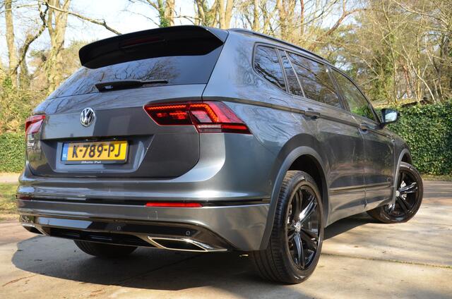 Volkswagen TIGUAN Allspace 1.5 TSI Highline Automaat/Navi/Pdc/Ecc/Led/Virtual dashboard/Achteruitrijcamera/Panoramadak/Cr-Controle/19-Inch Lmv/Stoelverwarming/Dynaudio/Apple Carplay/Android Auto