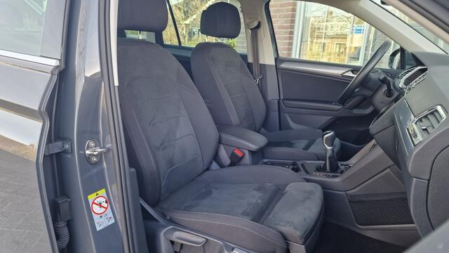 Volkswagen TIGUAN 1.5 TSI Life Business, Trekhaak, NL Auto