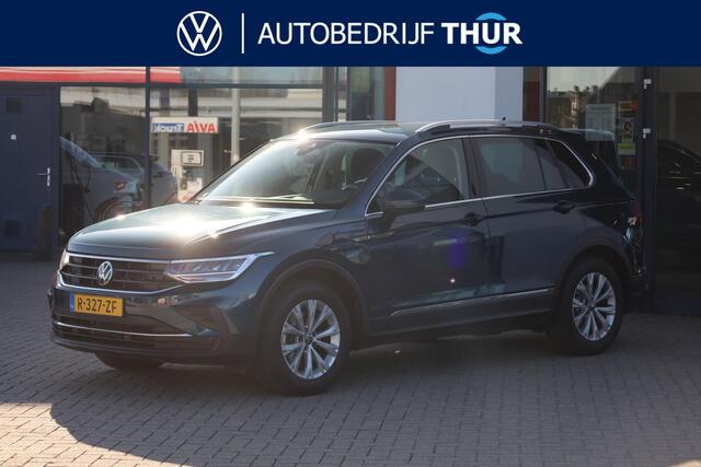 Volkswagen TIGUAN 1.5 TSI Life Business 110KW/150PK DSG, NL auto dealer onderhouden, Trekhaak, Navigatie, elektrische achterklep, digital cockpit pro, keyless entry, chroom pakket, spiegel pakket