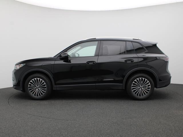 Volkswagen TIGUAN 1.5 eHybrid Life Edition 204PK DSG Trekhaak, 18" LM Velgen, Keyless, Achteruitrijcamera, Side Assist, Navi via Apple Carplay/Android Auto, Adaptieve Cruise Control, Stoel-Stuurverwarming, Elektr. Achterklep