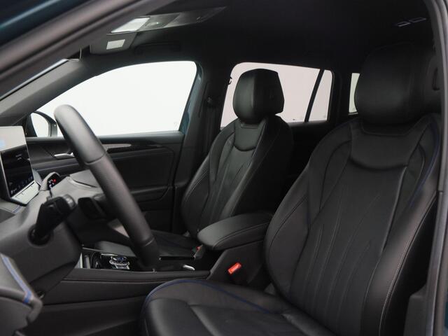 Volkswagen TIGUAN 1.5 eHybrid 204 Pk Automaat R-Line Business | Black Style | Trekhaak | Camera | Full LED | Stoel Verwarming/Koeling | 20 Inch | 13.732 Km !!
