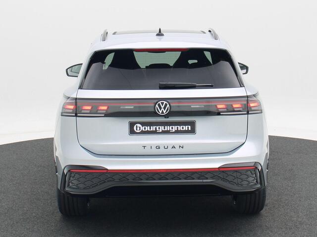 Volkswagen TIGUAN R-Line Edition 1.5 eHybrid 204 PK | Trekhaak | Panoramadak | 360 Camera | Head-up | ACC | DCC |