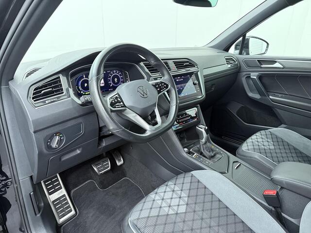 Volkswagen TIGUAN 1.4 TSI eHybrid R-Line Business+ | 245 PK | SoH 94% | Matrix LED koplampen (IQ.Light) | Achterklep easy open & close | 19" LM velgen | Achteruitrijcamera |