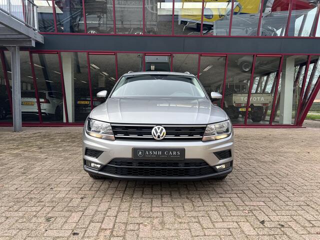Volkswagen TIGUAN 1.4 TSI Comfortline Business | ACC | PDC | Stoelverw./massage | Navi | Elektr. klep |
