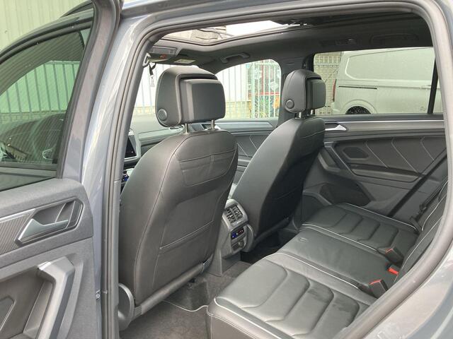 Volkswagen TIGUAN 1.4 TSIeHybrid 180kW/245PK R-Line DSG · Panoramadak · Leder · Trekhaak · 360 gr Camera · Stoelverwarming · Elektrische stoelverstelling · Apple/Android Car Play ·