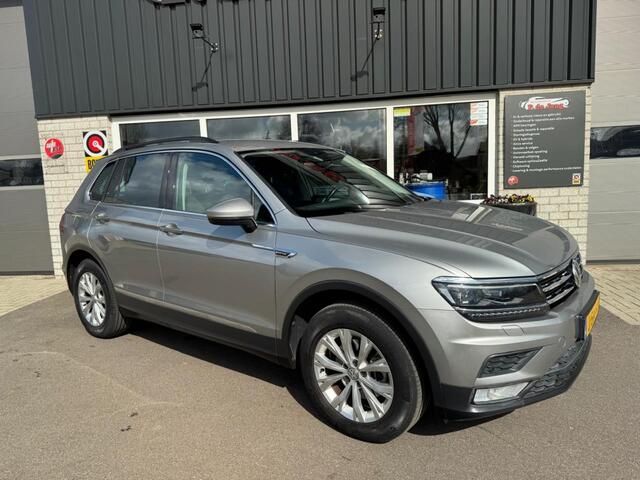 Volkswagen TIGUAN 1.4 TSI HIGHLINE Trekhaak Stoelverwarming Carplay Acc 4motion Navi