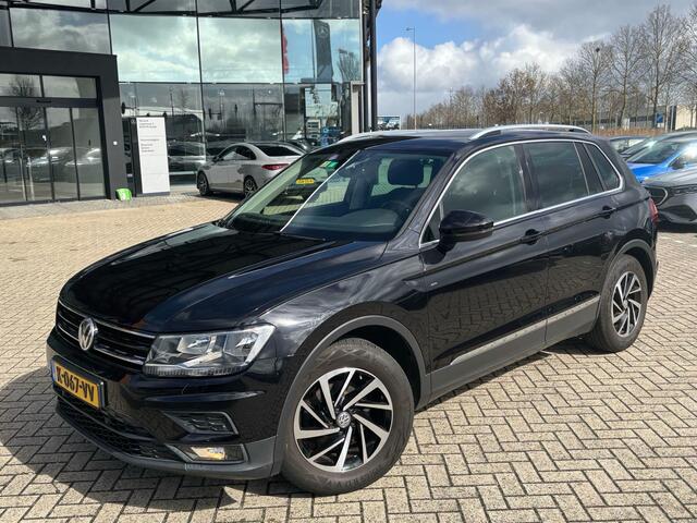 Volkswagen TIGUAN 1.4 TSI Comfortline Business | VERWACHT | Navi | Clima | Stoelverwarming |