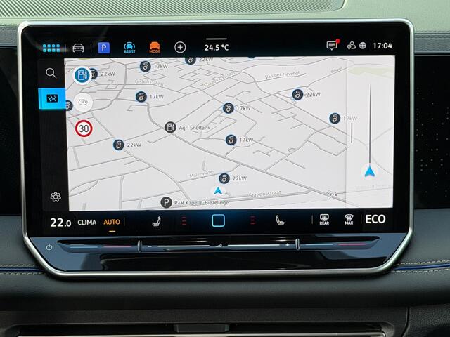 Volkswagen TIGUAN 1.5 eHybrid R-Line | Black line | 360 Camera | Trekhaak | Dode hoek | IQ light | Elek. klep | Rijklaar incl. garantie